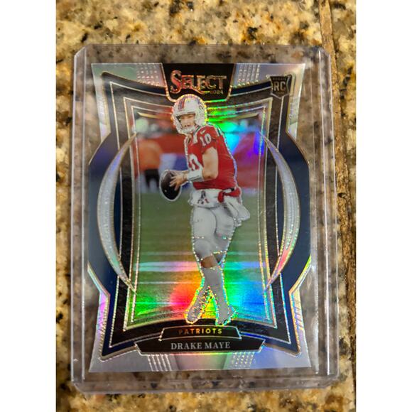 Rookie Drake Maye Football Cards - Picture 4 of 8